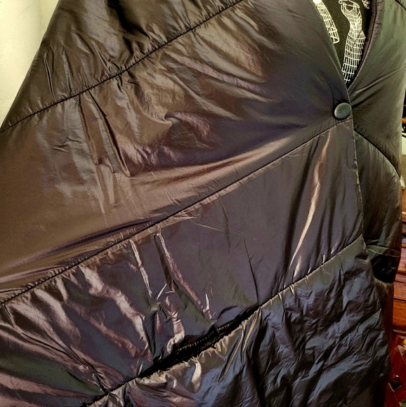 Puffy Scarf Cape - Picture 6 of 6